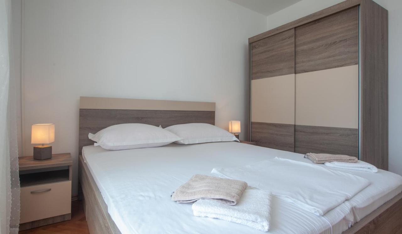 Apartments Gaston Подгора Экстерьер фото